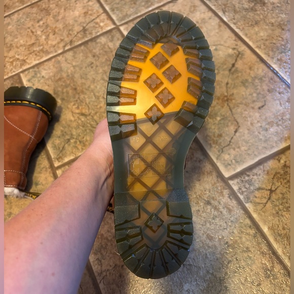 NWOT Dr. Martens women’s 1460 Lace To Toe Fur Lined Buttersoft Boots sz 5 - Picture 5 of 9